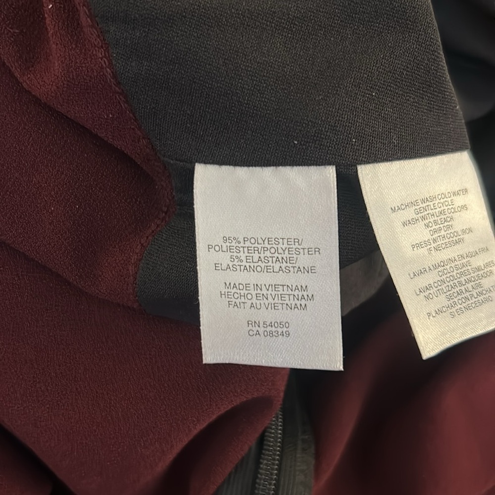 Jones New York Burgundy V-Neck Special Occasion Gathered Waist Maxi Dress Size 4 - Picture 7 of 7